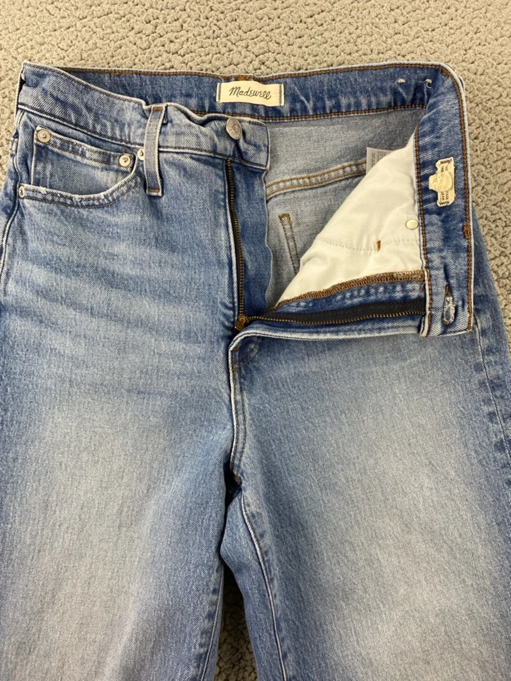 Madewell The Perfect Vintage Wide-leg Raw Hem Slouchy Crop Jean | Size: 28 - Picture 5 of 16